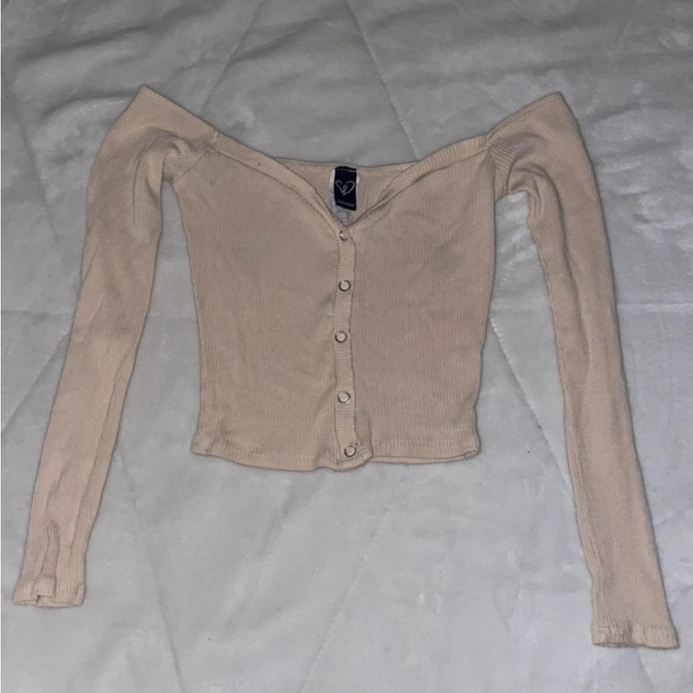 Long Sleeve On or Off the Shoulder Windsor Top